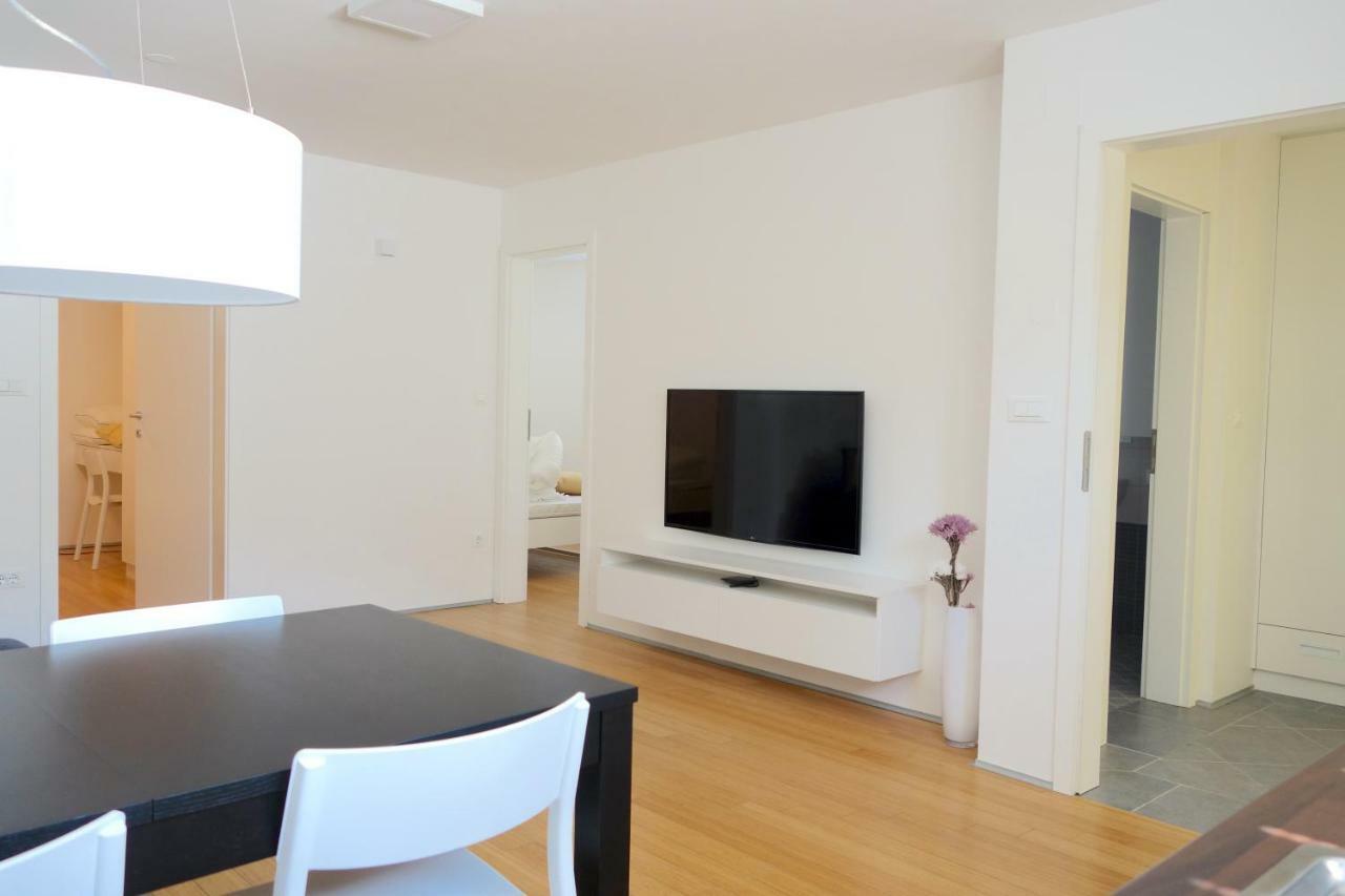 Sensei Apartment Ljubljana Bagian luar foto