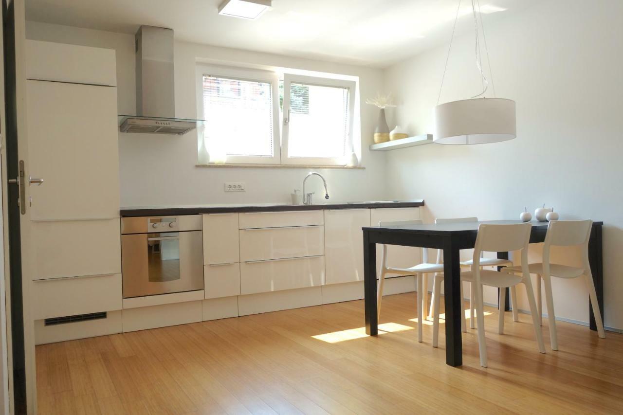 Sensei Apartment Ljubljana Bagian luar foto
