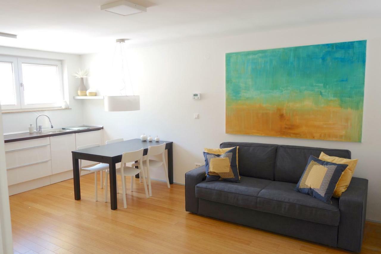 Sensei Apartment Ljubljana Bagian luar foto